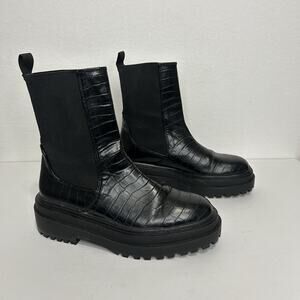 ZARA Black Chunky Chelsea Ankle Boots Womens 40/9 Lug Sole Platform Snake print